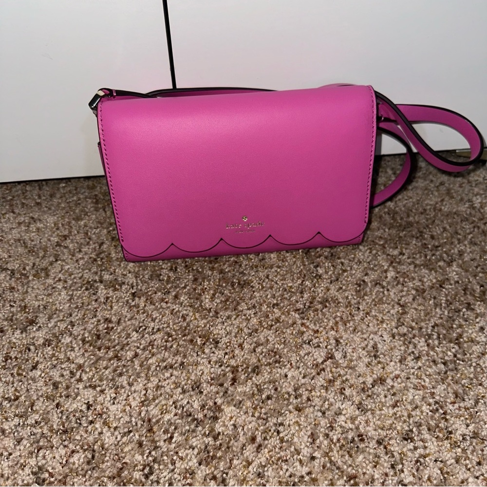 Kate Spade Pink scalloped crossbody